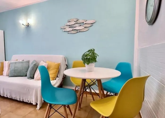 Casa Relu - Urbanizacion Torres Del Castillo アパート *