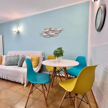 Casa Relu Urbanizacion Torres Del Castillo Apartmán *
